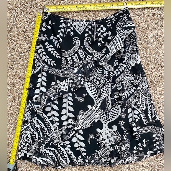 Flounced patterned midi Chiffon Skirt by FansNoFence. Full lined. XS. - Picture 8 of 10